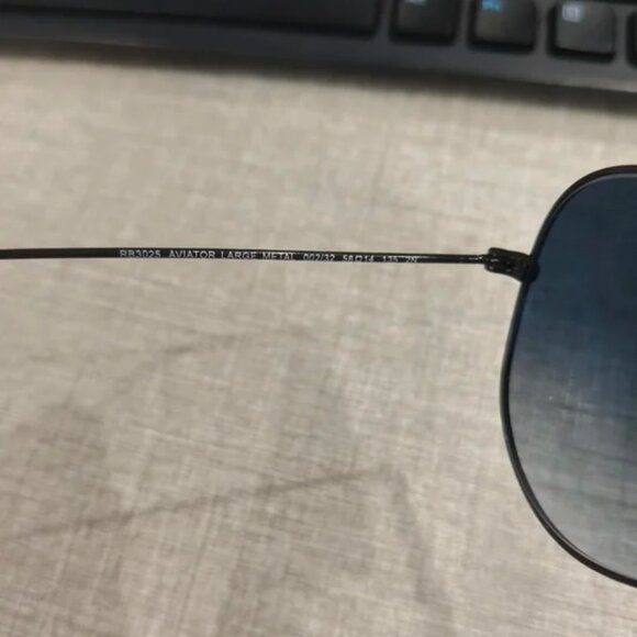 Ray-Ban Aviator Classic RB3025 - Picture 7 of 7